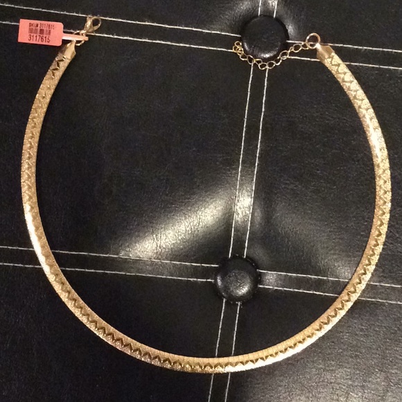 Chevron Omega Chain - Picture 1 of 6